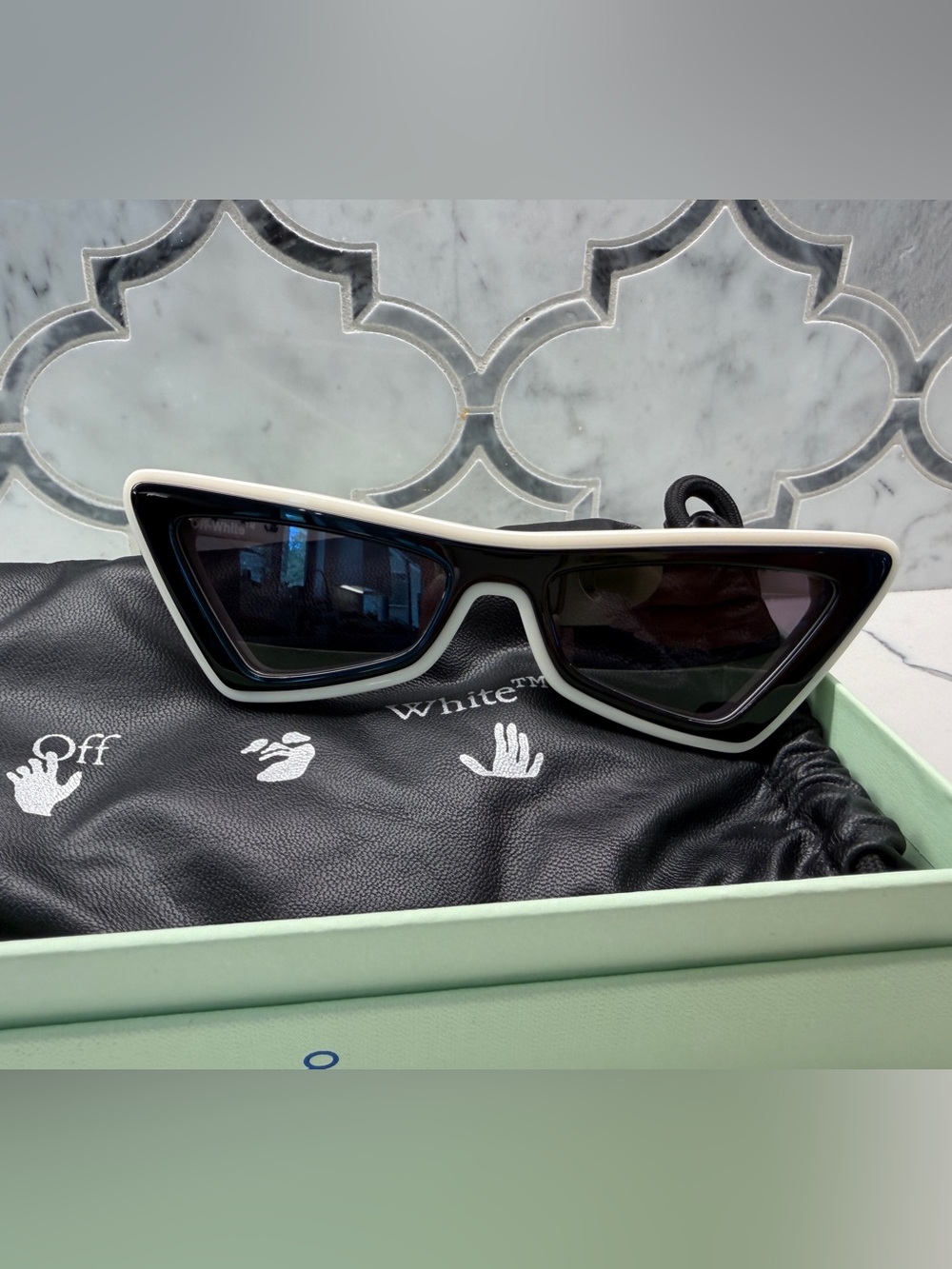 Off-White Black and White Angular Cat-Eye Sunglasses